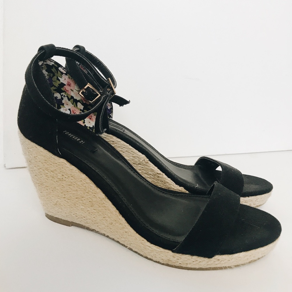 Forever 21 Wedge shoes